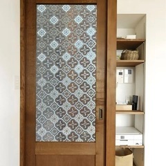 ガラスフィルム　目隠し　かわいい　おしゃれ　用途いろいろ