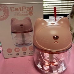 ネコの肉球型ミニLED加湿器🐈の画像