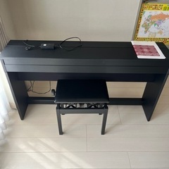 ローランド　DP90 椅子付　2013年製