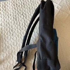 Herschel Pop Quiz バッグ 黒 細身の画像