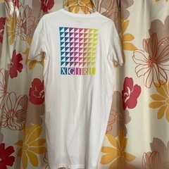 X girl Tシャツの画像