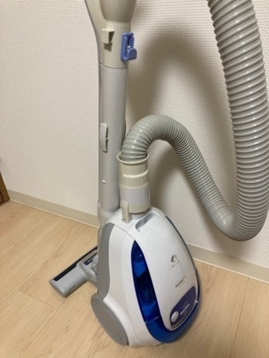 日立掃除機　サイクロン式クリーナー　CV-SW9