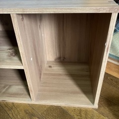 32型用テレビ台の画像