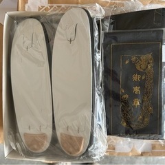 着物(喪服)用バックと草履と紋章