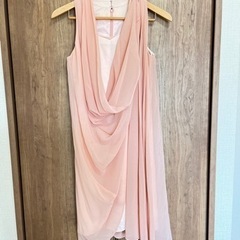 ピンクドレスパーティ二次会ドレス体型カバーワンピースの画像