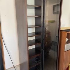 食器棚の画像