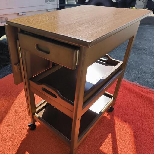 ほぼ新品/未使用 ニトリ バタフライ ワゴン オルガ キャスターワゴン