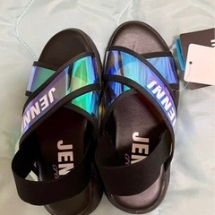 新品未使用  ジェニー  サンダル  サイズ20  の画像