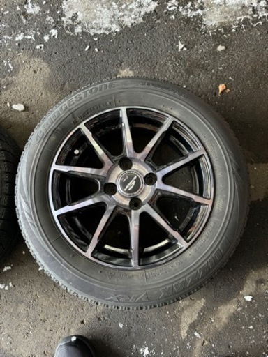 スタッドレスタイヤ　14インチ　4本