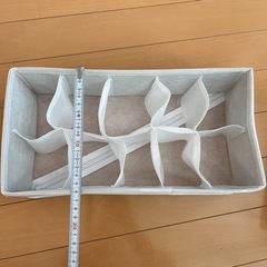 スリーコインズ　収納ケース　4点セットの画像