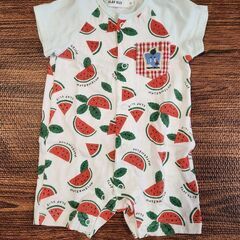 半袖カバーオール(60サイズ)3枚(美品✨️)ブランドBeBe系列含みます✨️の画像