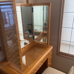 オシャレ高級化粧台