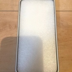 【新品未使用】KAWS  iPhone 12 / iPhone 12 pro  携帯カバー（白クマ）の画像