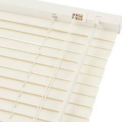【値下げ中】ニトリ ブラインド アイボリーの画像