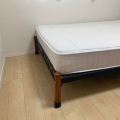 2/25受け取りは7,000円！！ニトリのダブルベッドフレーム＆マットレス