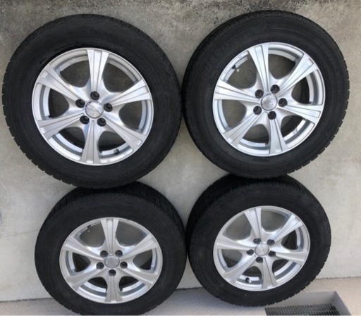 スタッドレスタイヤ