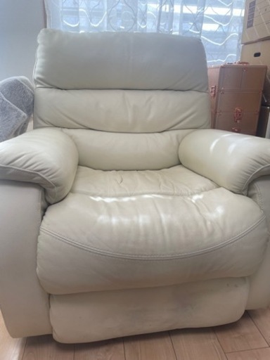 ネイル、マツエクサロン★電動リクライニングチェア