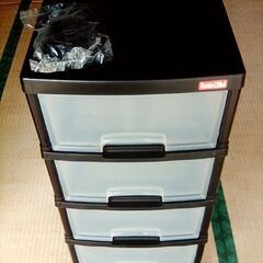 5段収納キャスター付き中古取引中!