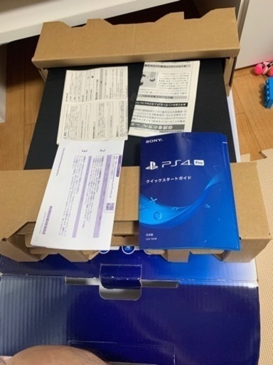 PS4 Pro 1TB CUH-7200B B01