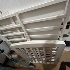 カトージ　ベビーベッド　マットレス付きの画像