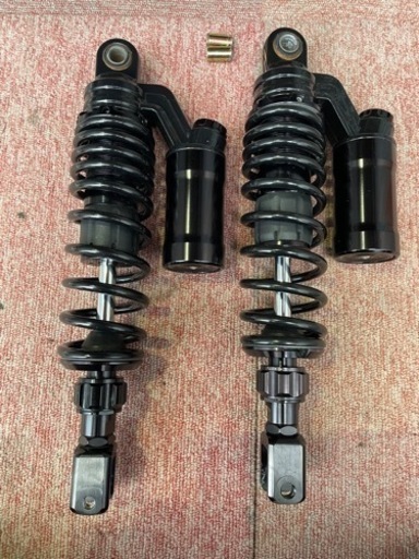 オーリンズタイプ リアサスペンション 汎用 シグナス ブラック 320mm 互換 マジェスティ pcx