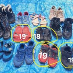 子供　スニーカー　NIKE　PUMA　adidas　H&Mなど