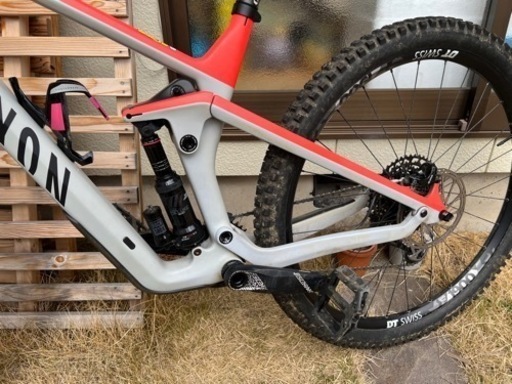 CANYON Strive CF7.0