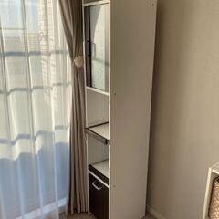 キッチン収納家具(高さ180cm)の画像