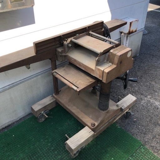 【値下げ】マキタ 自動カンナ 2030【10918506】