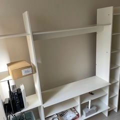 【中古】定価7万くらい？収納力抜群IKEAのテレビボードの画像