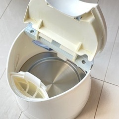 ティファール電気ポット　お値下げしました。再投稿
