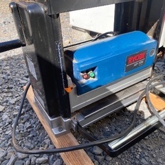 RYOBI電動カンナの画像