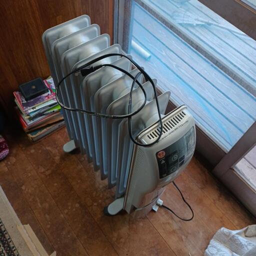 フィリップス　オイルヒーター　1300EX 中古品