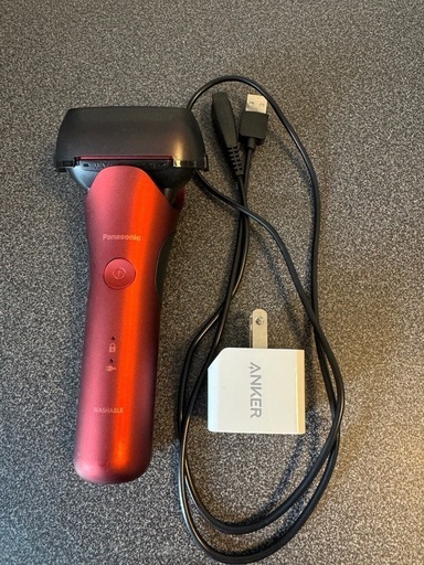 髭剃り　パナソニックESLT4P（anker高速充電器付き）
