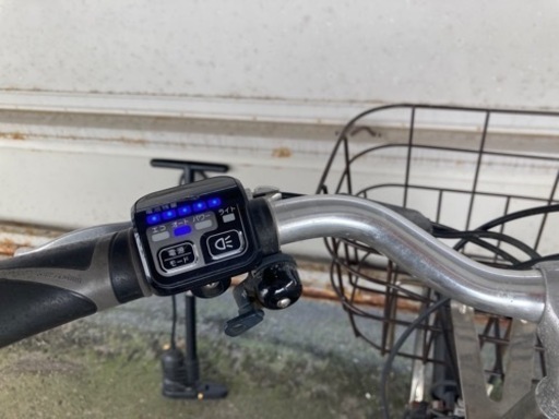 　引き取り希望　ブリジストンAlbelt  電動アシスト　27インチ　専用充電機付き 引き取り希望 ブリジストンAlbelt 電動アシスト 27インチ 専用充電機