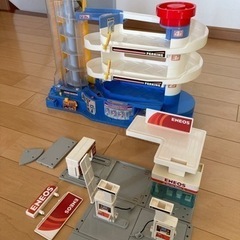 トミカパーキング＆ENEOS