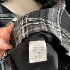 ⭐︎女の子スーツ140⭐︎ 卒入学式・冠婚葬祭の画像