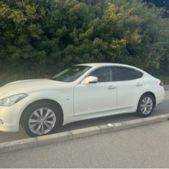 日産　フーガ　y51  2500cc  タイプP  セダン