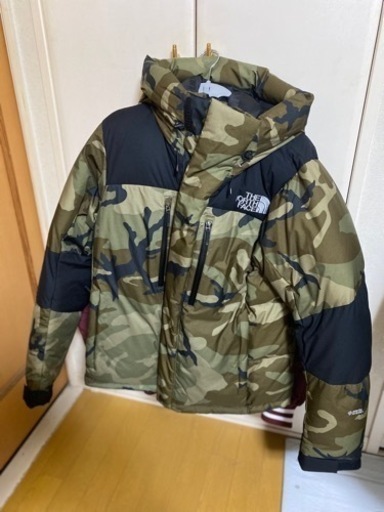 ノベルティ　バルトロライトジャケット　ダウン　新品未使用