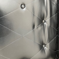 二人がけソファ　アンティーク風　ボタン破損ありの画像