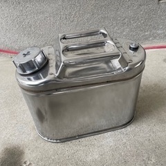 ステンレス製ガソリン携行缶5L