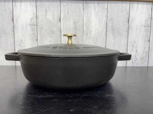 【ほぼ未使用】STAUB  ココット鍋