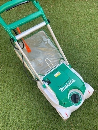 マキタ　電動芝刈機　可動品　中古