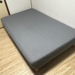 ニトリ　脚付きマットレス（セミダブル）の画像