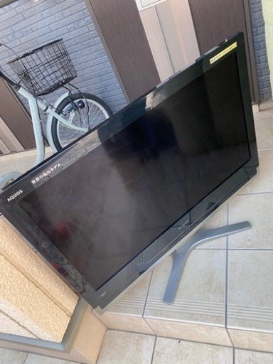 SHARP37型TV 世界の亀山モデル