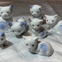 仔猫7匹の置物