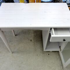 ニトリ フローリオ90 デスク 幅90×奥45×高72cm 収納付き ガラス扉 木製 ホワイト パソコンデスク 家具 札幌市 中央区 南12条の画像