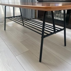 鉄脚ローテーブルの画像
