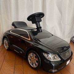 レクサス自動車おもちゃ