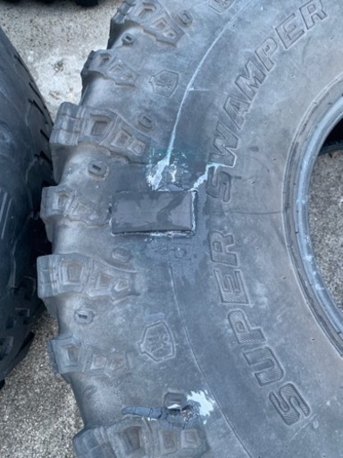 SUPER SWAMPER 39.5×13.5R15LT ジャンク扱い